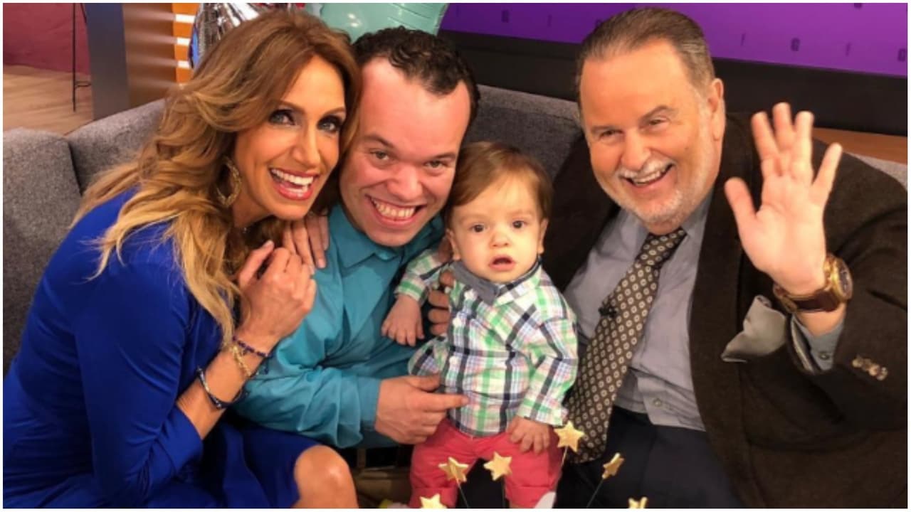 El hijo de Carlitos 'el productor' cumplió su primer añito y lo festejó durante el show