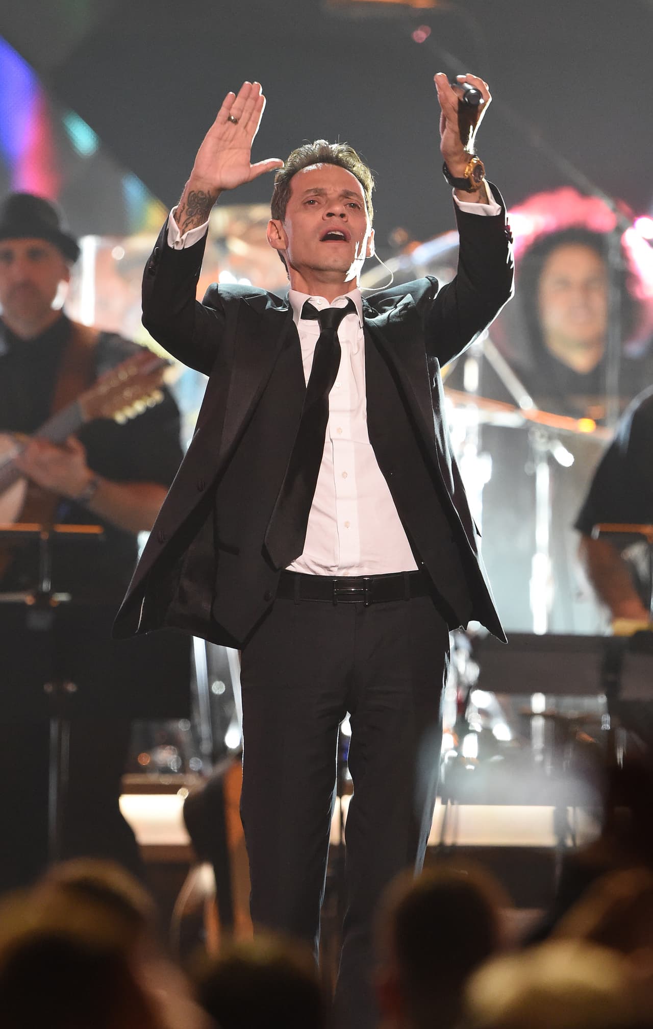 La noche no podía concluir sin una presentación de Marc Anthony.