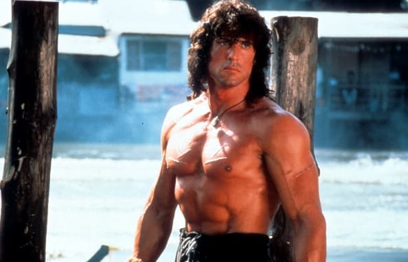 John Rambo, un veterano de la guerra de Vietnam, de personalidad ruda, valiente y tenaz, ahora tiene a una mujer que puede ablandar su temperamento.