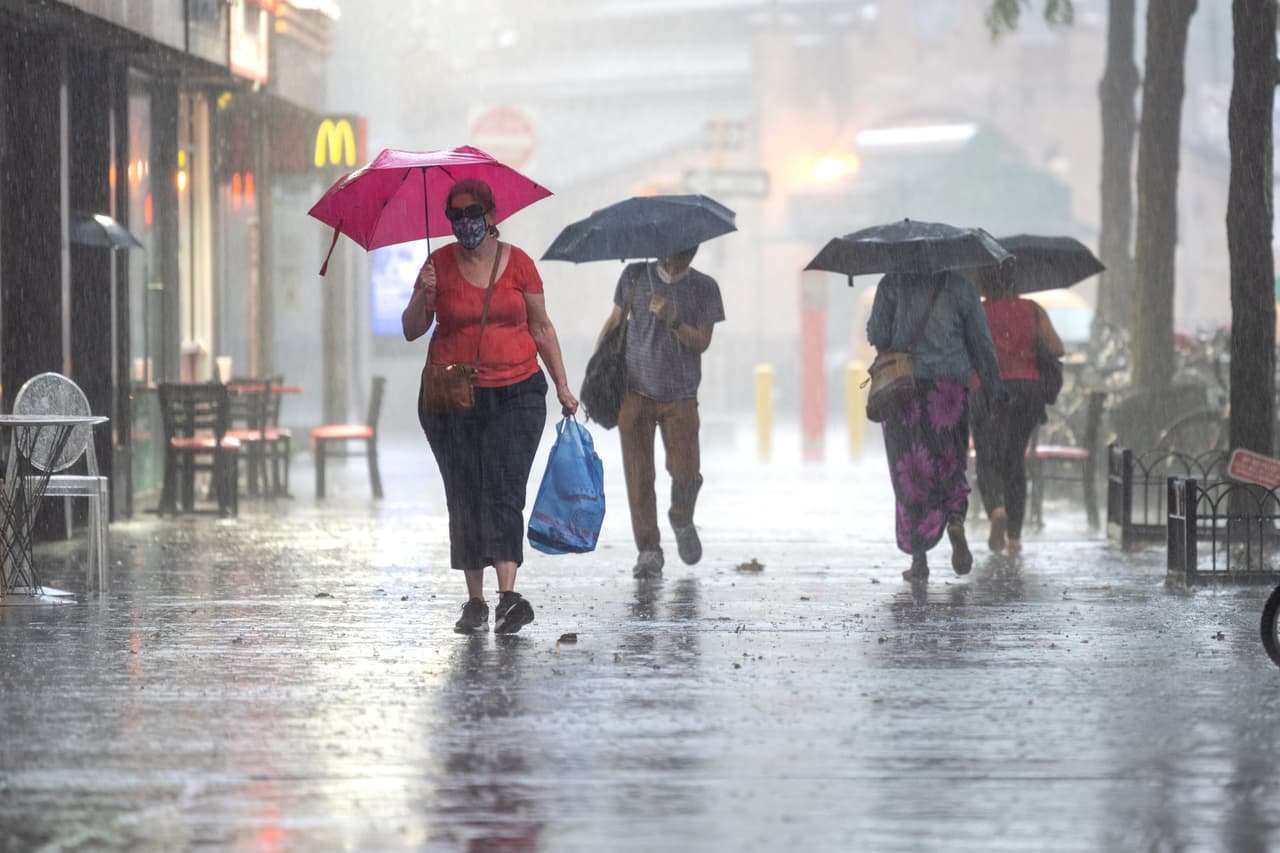 Mientras Zeta se mueve hacia área tri estatal, llega la lluvia, el viento y las temperaturas frías 