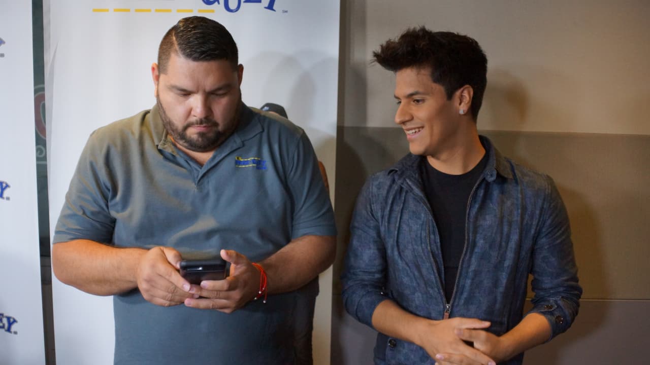 Luis Alberto Aguilera llegó al Free-guey show para hablar de su nuevo sencillo, 'Incertidumbre.'