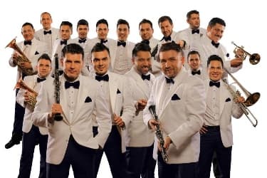 Actualmente la Banda El Recodo realiza una gira por varias ciudades de Estados Unidos, además de estar promocionando su disco 'Ayer y hoy'.