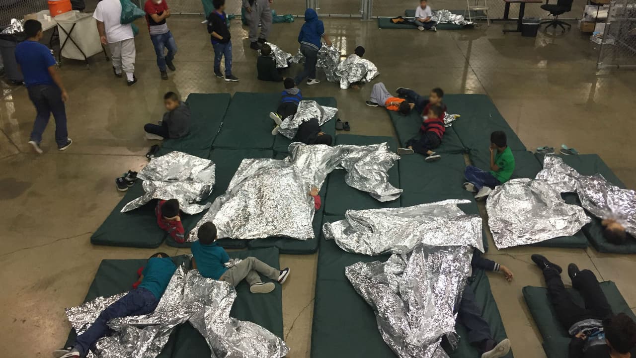 Reporte revela que Jeff Sessions sabía que con la política de 'tolerancia cero' cientos de familias serían separadas