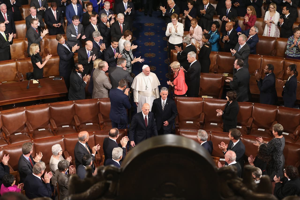 Posteriormente llegó ante el congreso para pronunciar su discurso en inglés.
