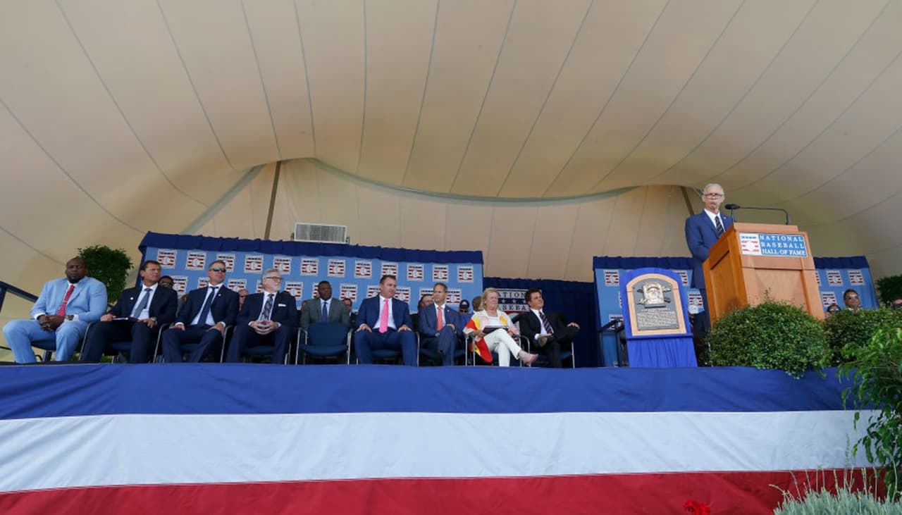 La ceremonia se llevó a cabo en Cooperstown, Nueva York, sede del Salón de la Fama del Béisbol.