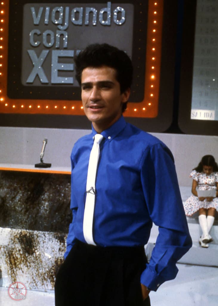 <b><a href="http://www.univision.com/novelas/las-amazonas/eduardo-le-advirtio-a-bernarda-que-luchara-por-el-amor-cassandra-video">René Casados</a></b> tuvo su auge a finales de la década de los 80 y principios de los 90, se ha caracterizado por ser un caballero.