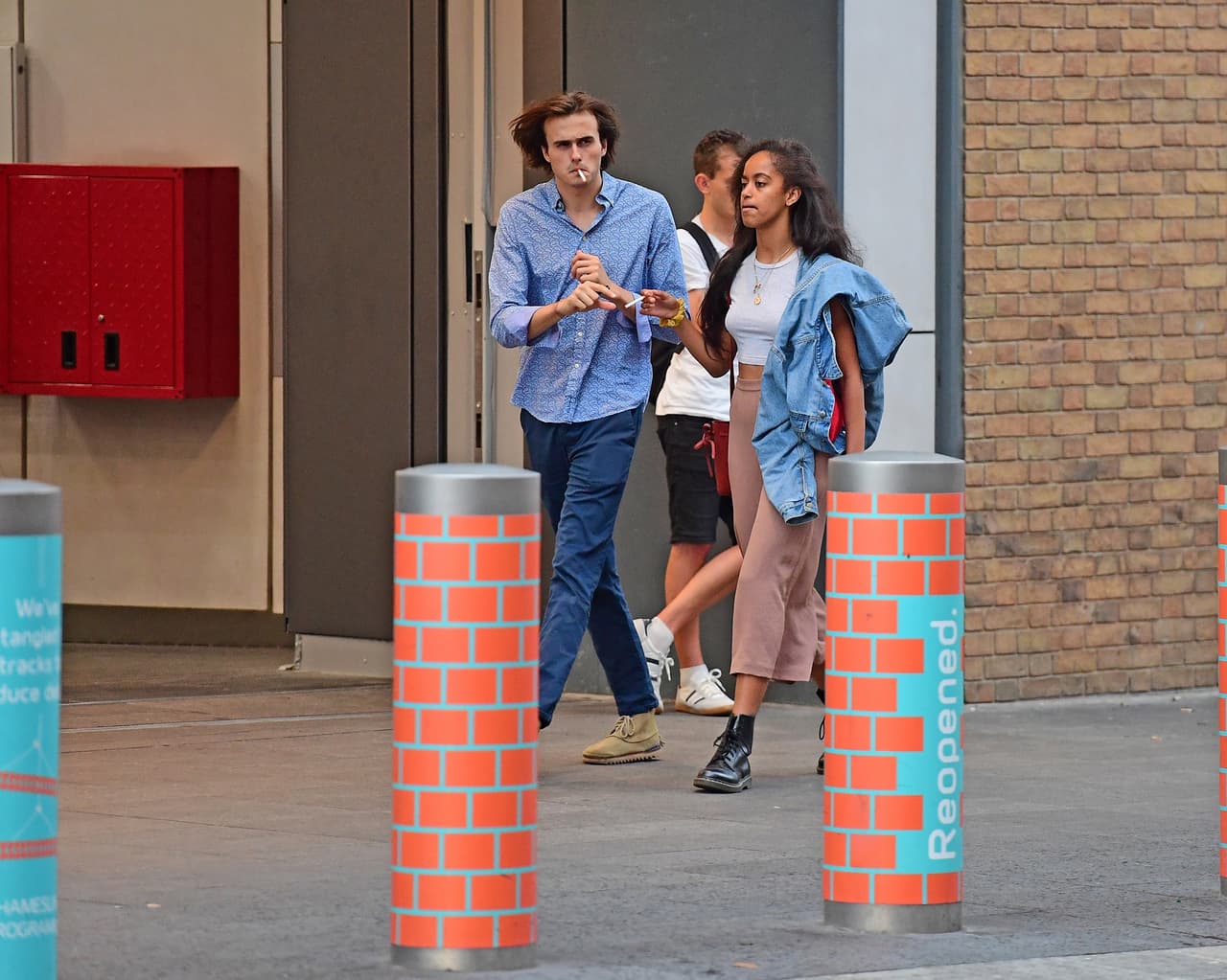 La pregunta que más de uno se hace es, ¿quién es el chico que tiene enamorada a la hija del expresidente de Estados Unidos Barack Obama?