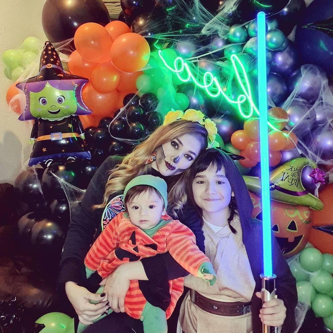 Los seguidores del niño aseguraron que “es el bebé más tierno” en las fotografías en las que, además, posó junto a su primo Diego y su mamá.