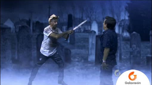 En el capítulo especial de Halloween, el cousin Mike tuvo una terrible pesadilla con su primo Luis y 'Jason tres machetes'.