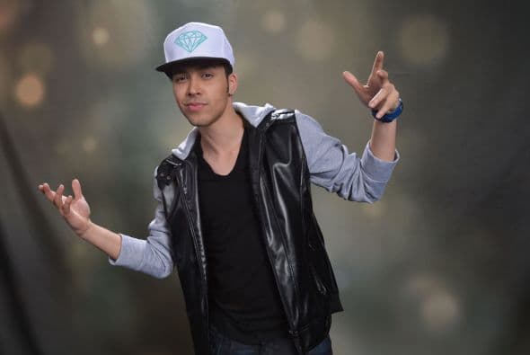 Prince Royce posó muy sexy para nuestra cámara.