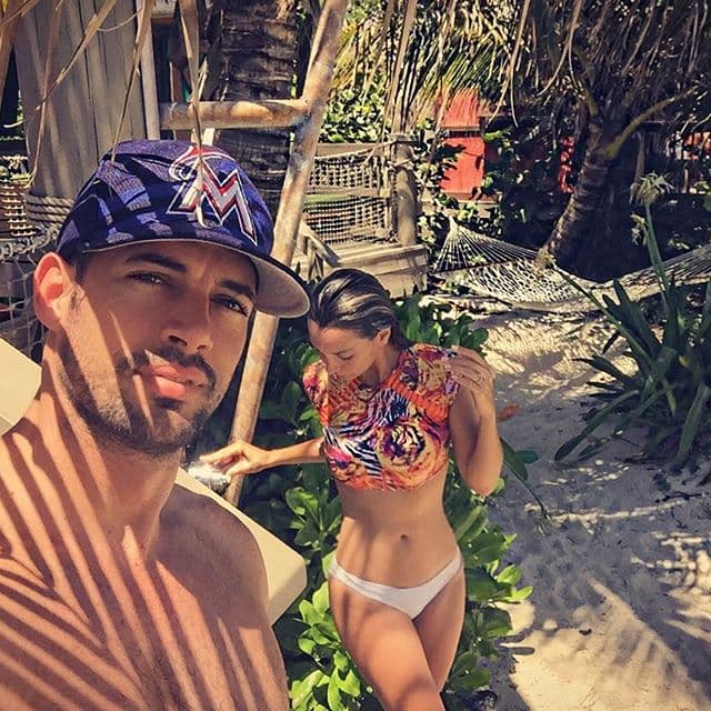 Y también su pareja, William Levy.