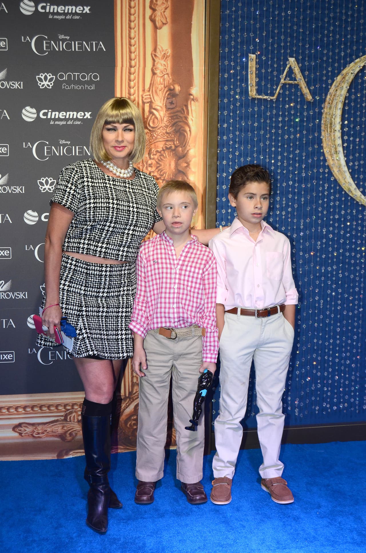 Hoy, el miedo que sintió la hizo ordenar algunas duras decisiones con el afán de garantizar un bienestar para sus hijos para cuando ella ya no esté. 
<br>