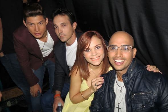 Ana Cristina, Raúl, Danny Montejo y José Palacio cantaron en el mismo grupo - y de ahí no eligieron los capitanes a Raúl.