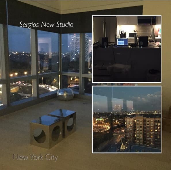 Sergio George recientemente estrenó su estudio de grabación en Nueva York, el cual se ve muy confortable y tiene una vista inspiradora.