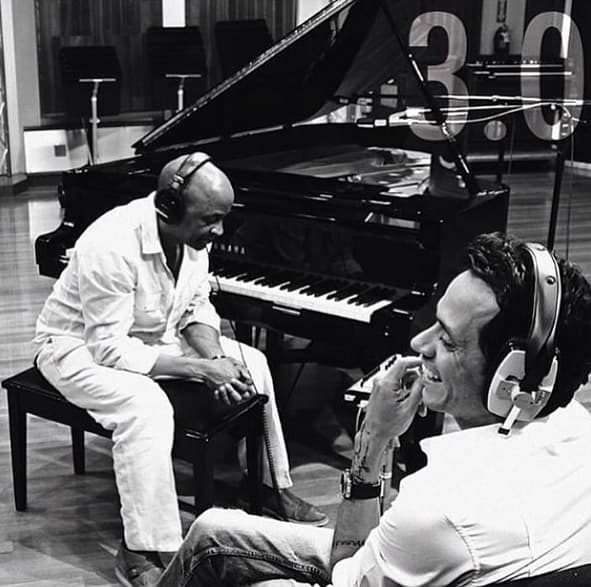 También fue el productor del disco que regresó a la salsa a Marc Anthony, '3.0'. ¡Tremendo disco!