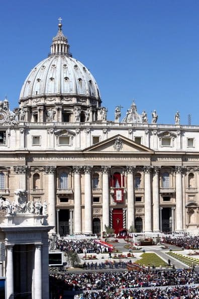 - 53: ambulancias en operación.