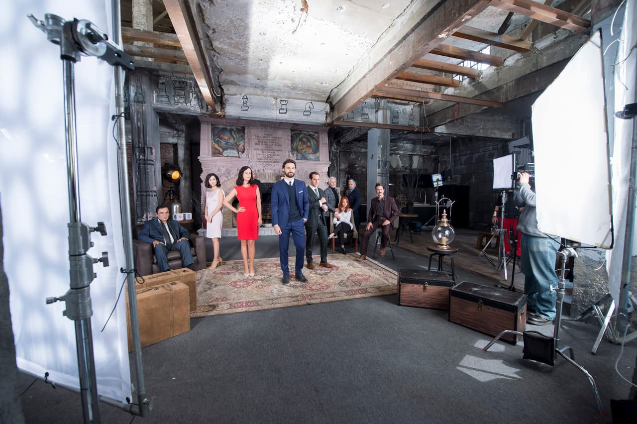 Esta es la sala de la casa de Yago, un lugar muy sobrio.