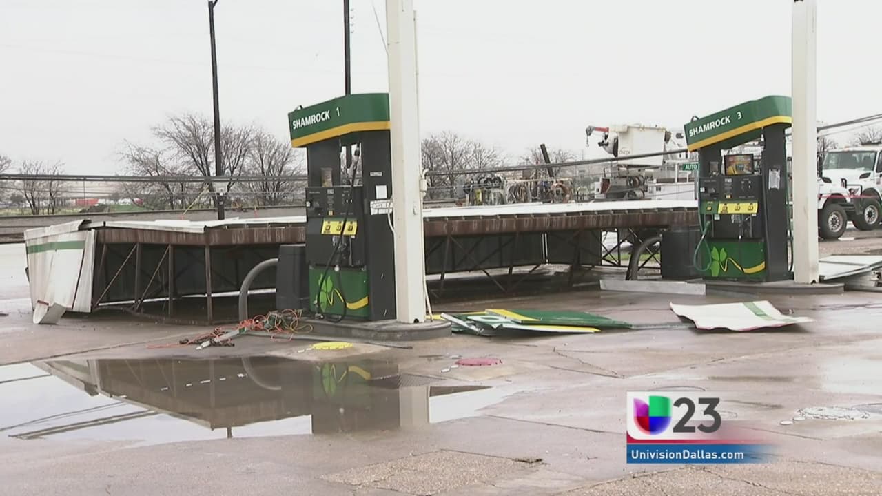 Además de granizo, inundaciones repentinas y múltiples daños en viviendas y negocios