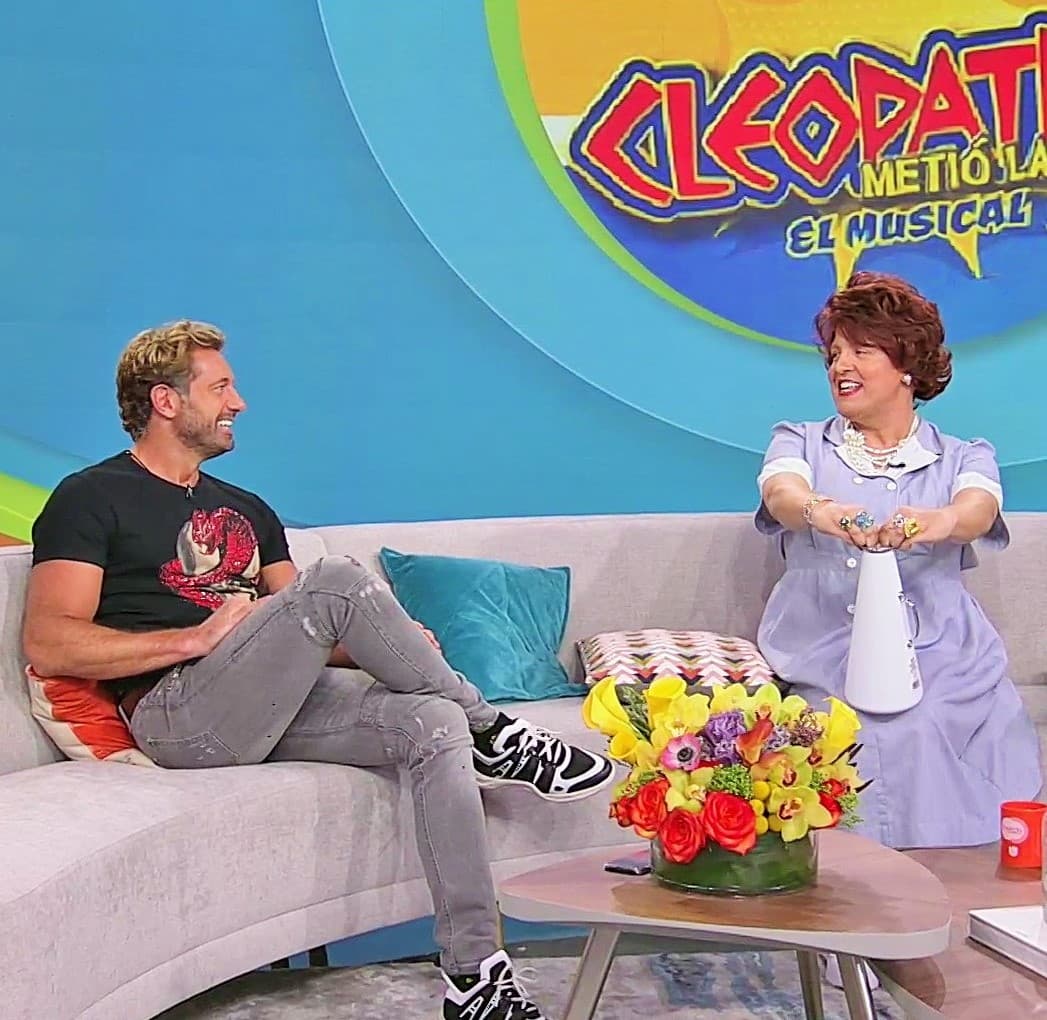 El más sorprendido en su visita al show fue el actor Gabriel Soto, quien se puso nervioso ante la presencia de doña Meche.