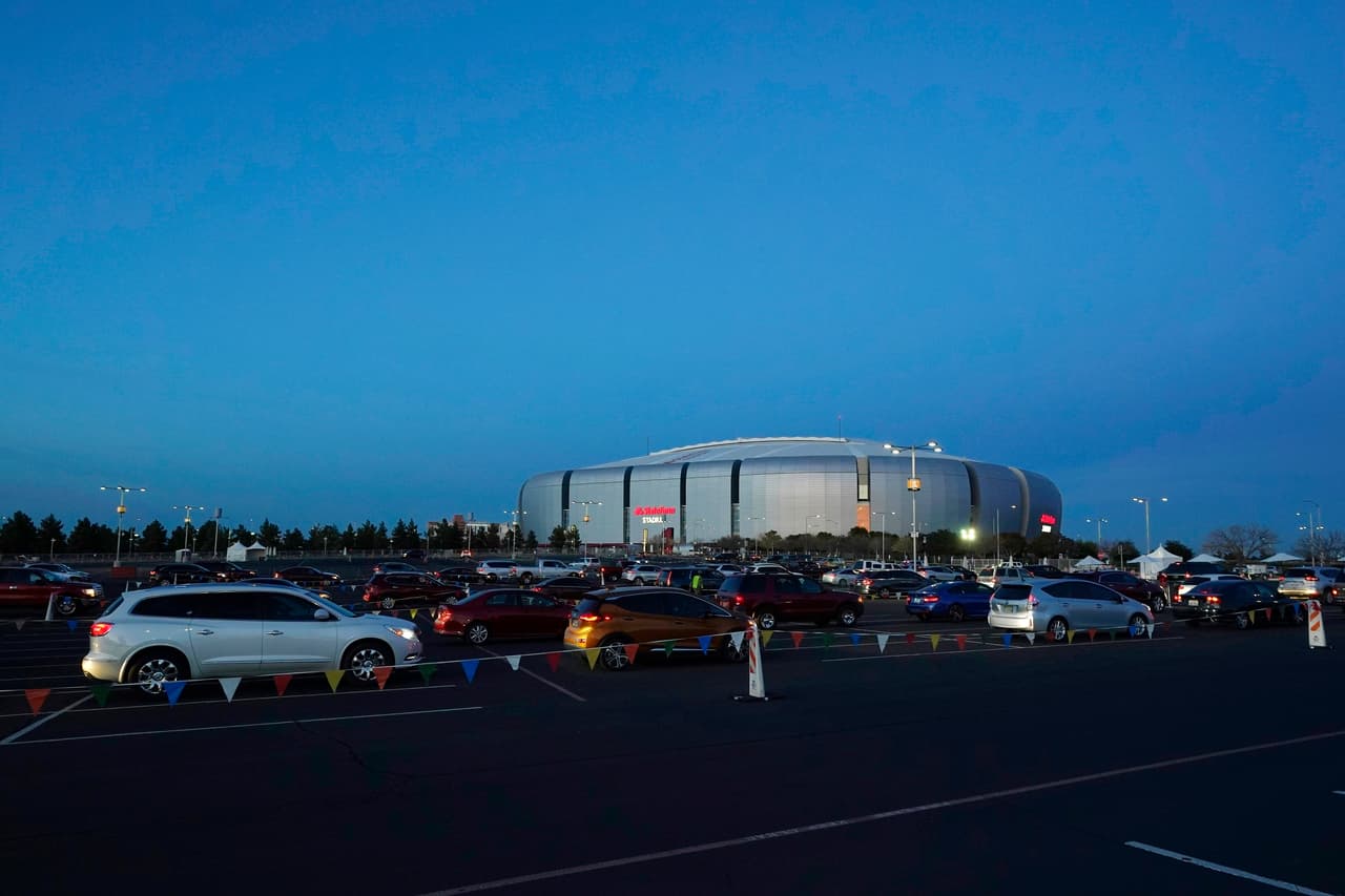 El presidente Biden y Kamala Harris recorrerán virtualmente el sitio de vacunas en Glendale