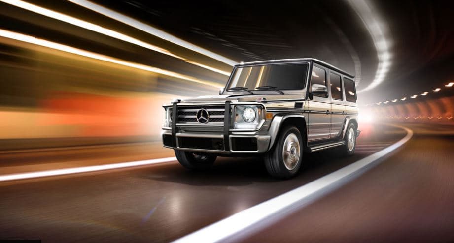 <h3 class="cms-h3-H3"><b>1. Mercedes-Benz G550</b></h3>
<br>Este reporte de Greenercars.org no arroja buenas noticias para Mercedes-Benz, ya que cuatro de sus camionetas aparecen en el mismo. La G550 con motor ocho cilindros de 4.0 litros, tracción integral y transmisión automática arrasa con el primer lugar, a pesar de ser la menos poderosa de todas las camionetas de la Clase-G. 
<br>
<br>Calificación verde: 
<b>19 puntos</b>.