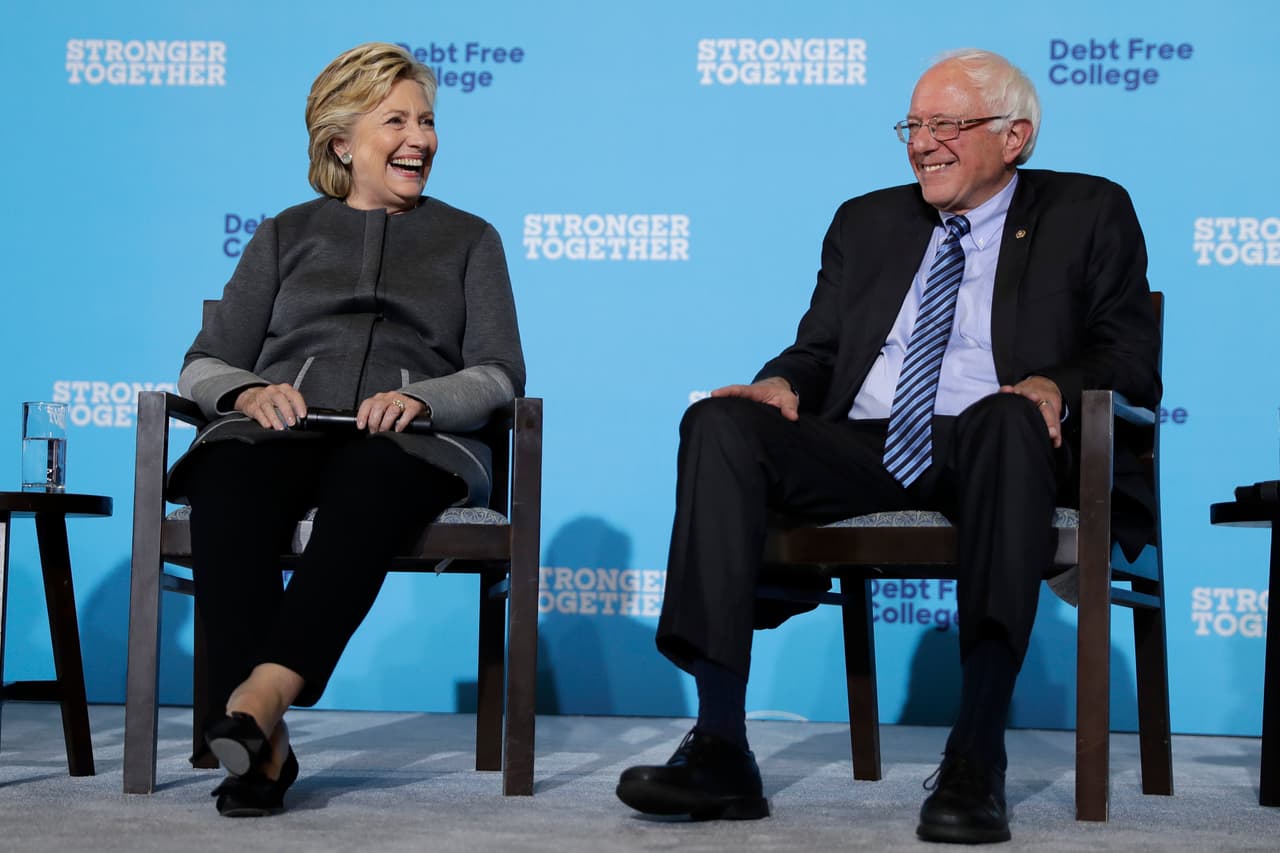 Hillary Clinton busca a los jóvenes que le dieron la espalda en New Hampshire con la ayuda de Bernie Sanders