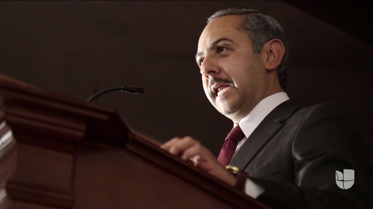 Tras la recaptura, 'Don Sol' anunció con entusiasmo la recaptura del crimimal.