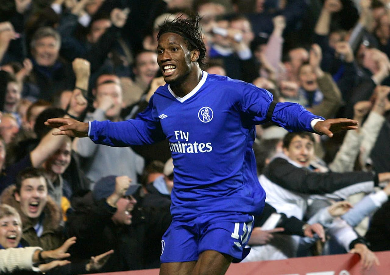 <b>Didier Drogba (2004-2005)</b>
<br>Club de procedencia: Olympique de Marsella
<br>Destino: Chelsea
<br>Costo: 37.5 MDE (millones de euros)