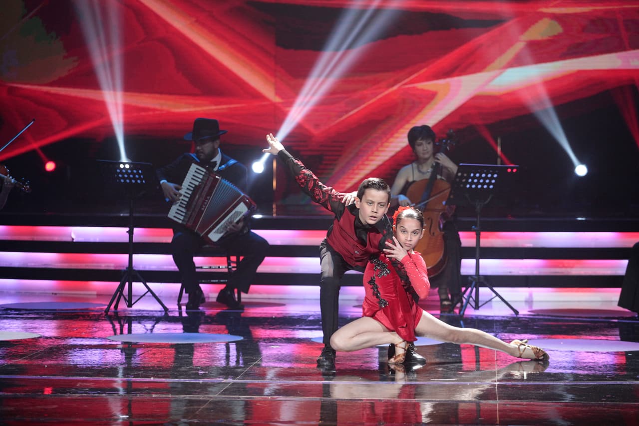 Yamil y Sara conquistaron a los cinco jueces con el tango 'Mi confesión'.