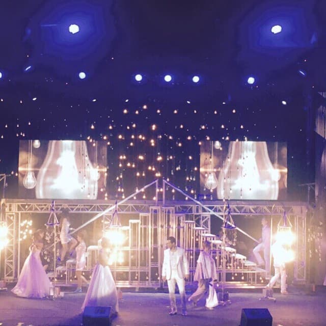 Tras el final de "Hasta el Fin del Mundo" David comenzó la gira por México de la obra de teatro del melodrama.