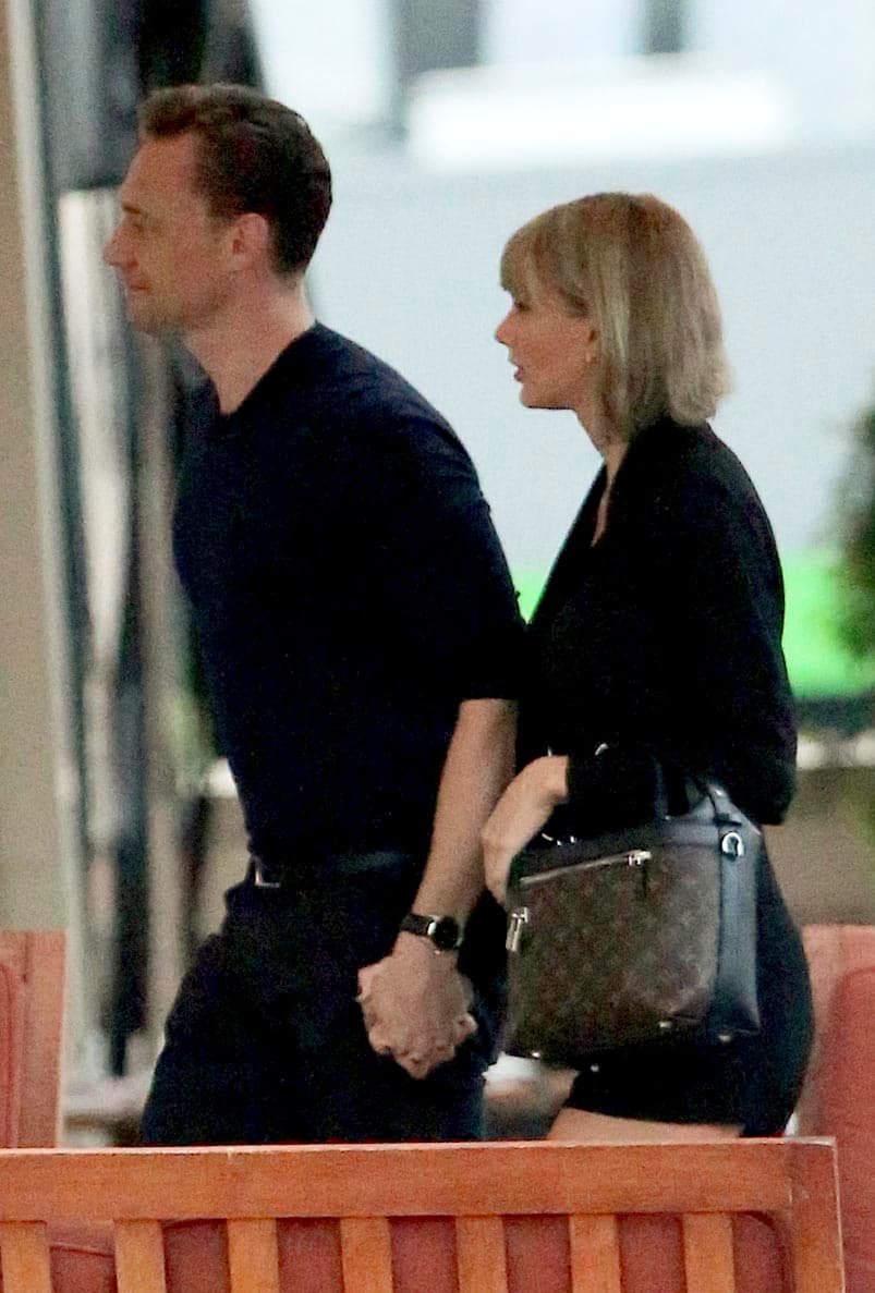 Tom al parecer disfrutó estar en la ciudad natal de la cantante.