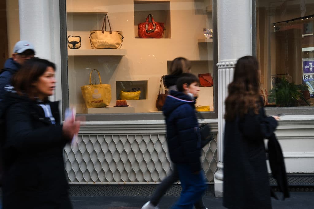 La economía de EEUU se contrae en el primer trimestre y aumenta el temor a que entre en recesión