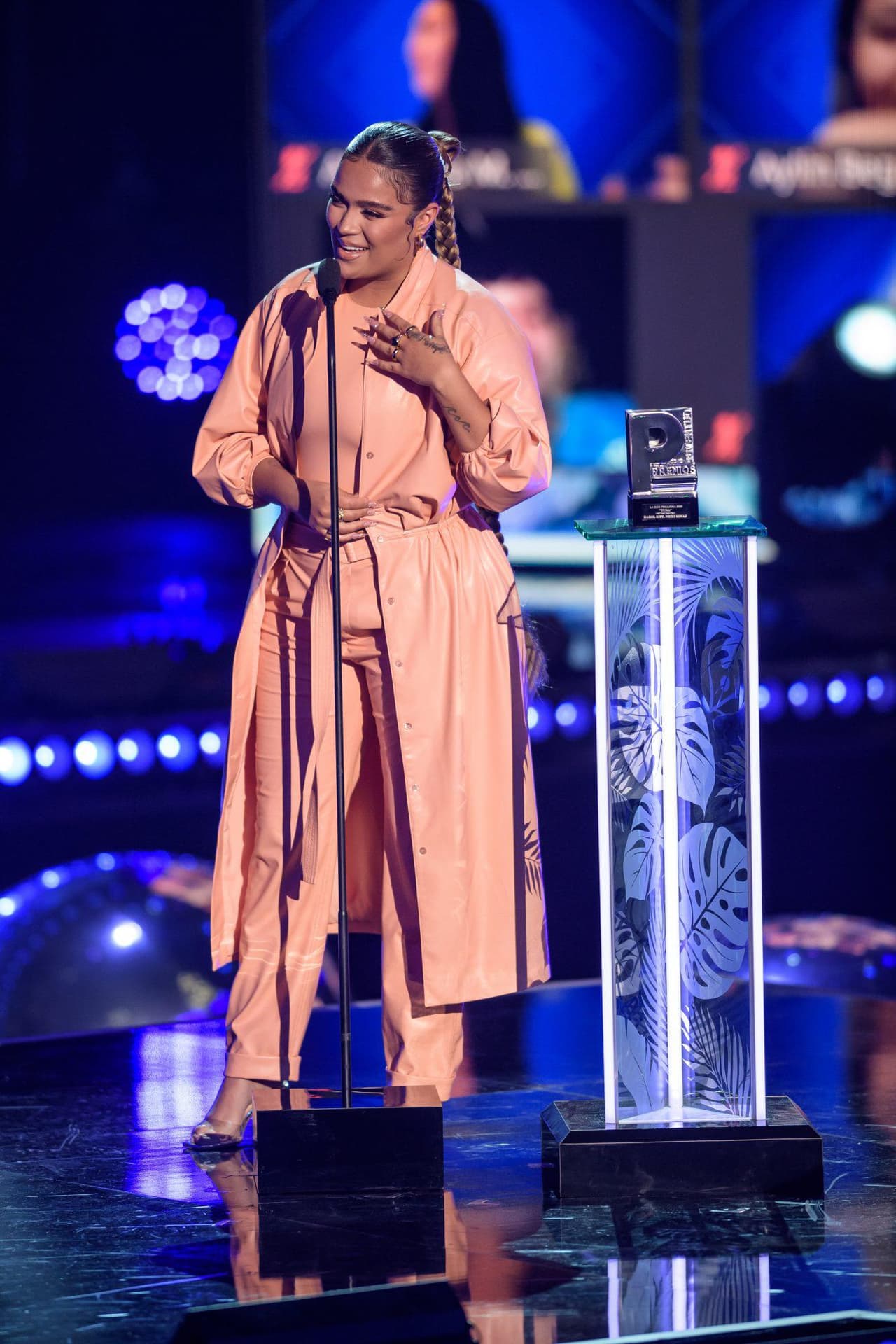 "Yo real, 
<b>era consciente de que iba a subir de peso</b> y en algún momento iba a tener que bajar, pero yo quería comer, estaba en casa, veía películas comíamos y recomíamos".
<br>