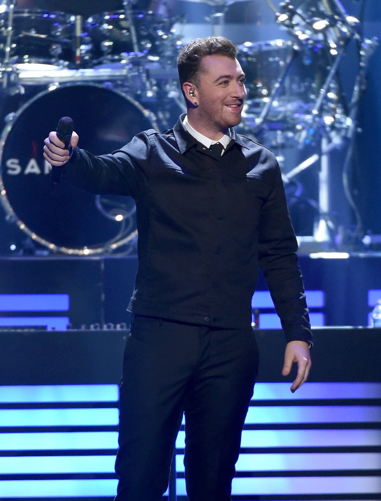 Cantó los temas 'Like I Can', 'I'm not the Only One' y 'Stay with Me'.