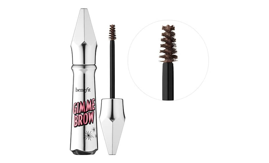 13. GIMME BROW, Benefit, 
<a href="http://www.sephora.com/gimme-brow-P409239?skuId=1820596&icid2=products%20grid:p409239">Sephora</a>, $24 dólares | Este producto contiene microfibras que se adhieren a las cejas y hace que se vean mucho más abundantes. Por lo que gracias a este producto te puedes olvidar de las cejas escasas.
<br>