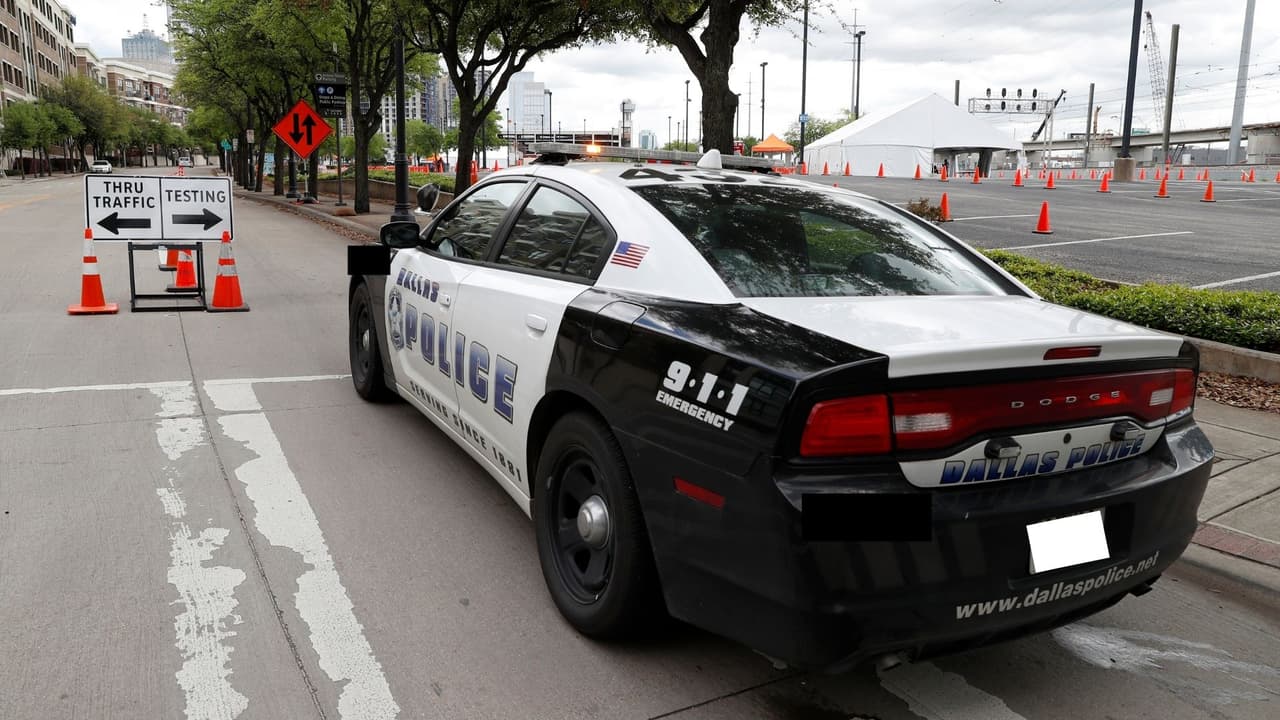 Muere a tiros un joven hispano dentro de un auto; viajaba con otros adolescentes