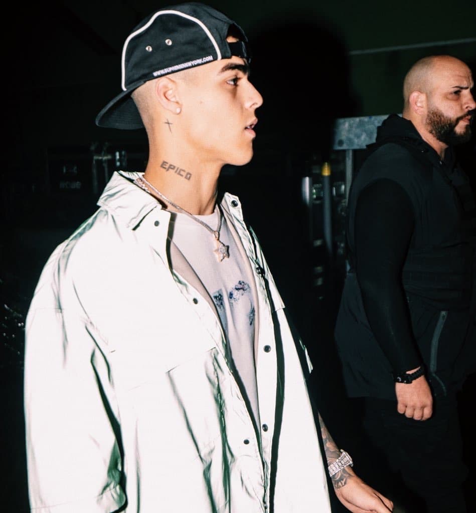 Con un comienzo tan estable en la escena musical, no queda duda que nuestro 
<b>Artist of the Month de Abril</b>, Lunay, se está abriendo el camino con pasos fuertes para consolidarse como uno de los exponentes más sobresalientes de sus tiempos y de la historia del reggaetón.