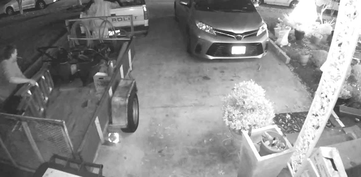 Familia denuncia el robo de su camioneta en Garland