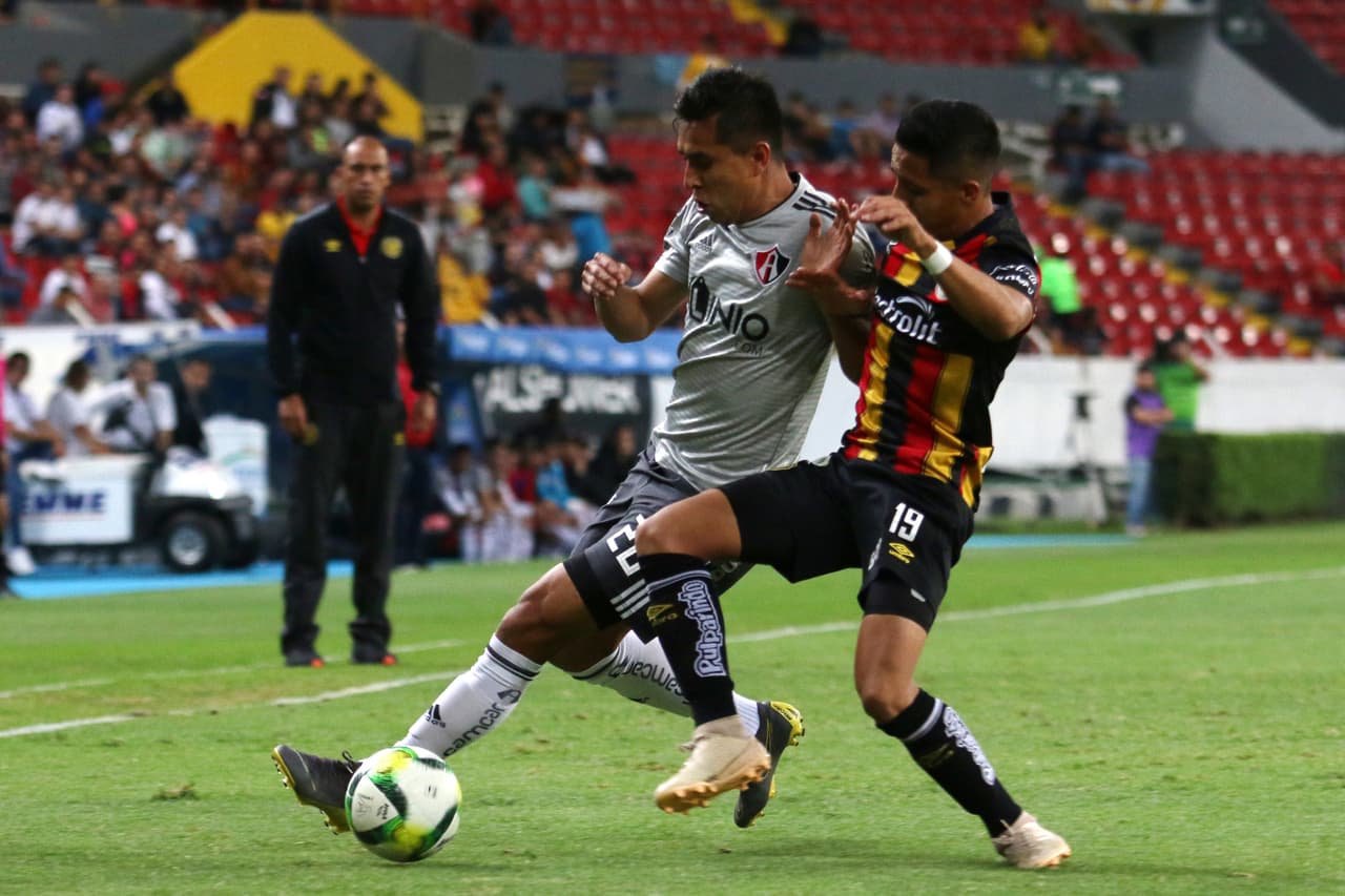 Todo esto fue perfectamente capitalizado por el Atlas, equipo que supo mantener la cabeza fría pese al ríspido lapso que se vivió por los cartones rojos.