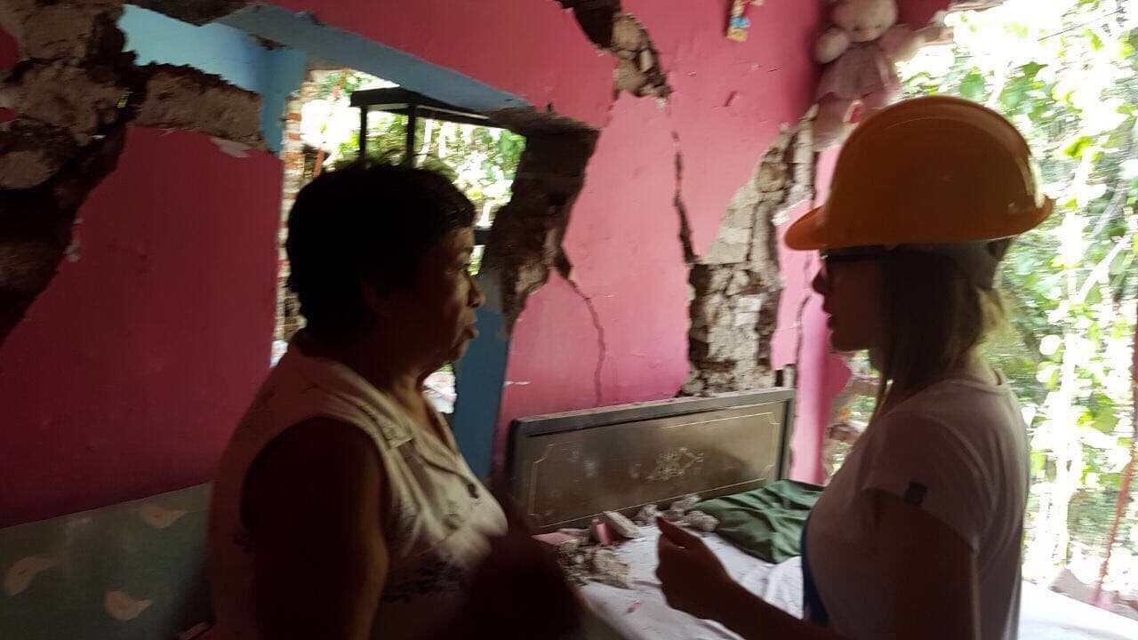 Pudo compartir la experiencia de las personas que en ese lugar cercano al epicentro del terremoto, lo perdieron todo.