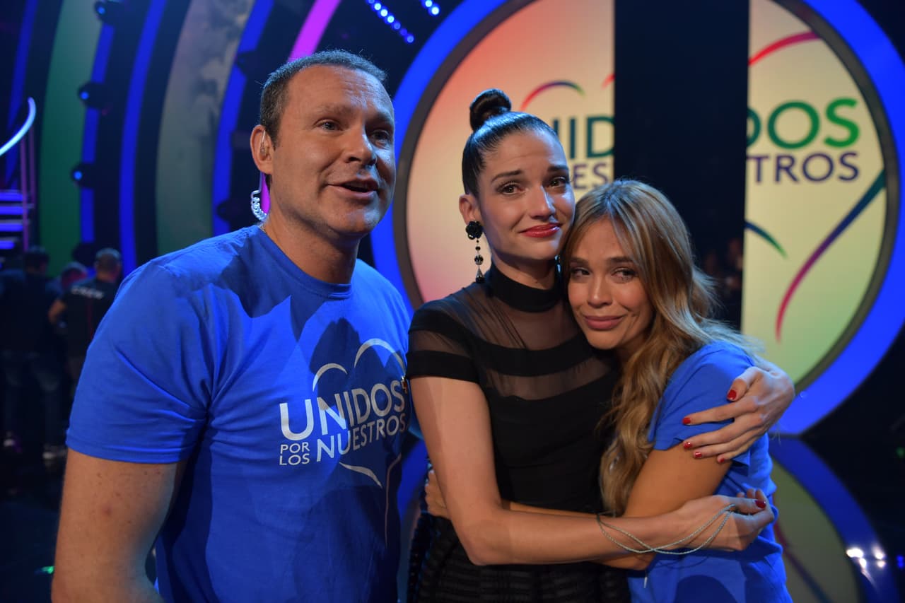 Alan Tacher, Natalia Jiménez, Karla Martínez, todos emocionados con la interpretación de 'Cielito lindo': "Porque cantando se alegran cielito lindo los corazones".