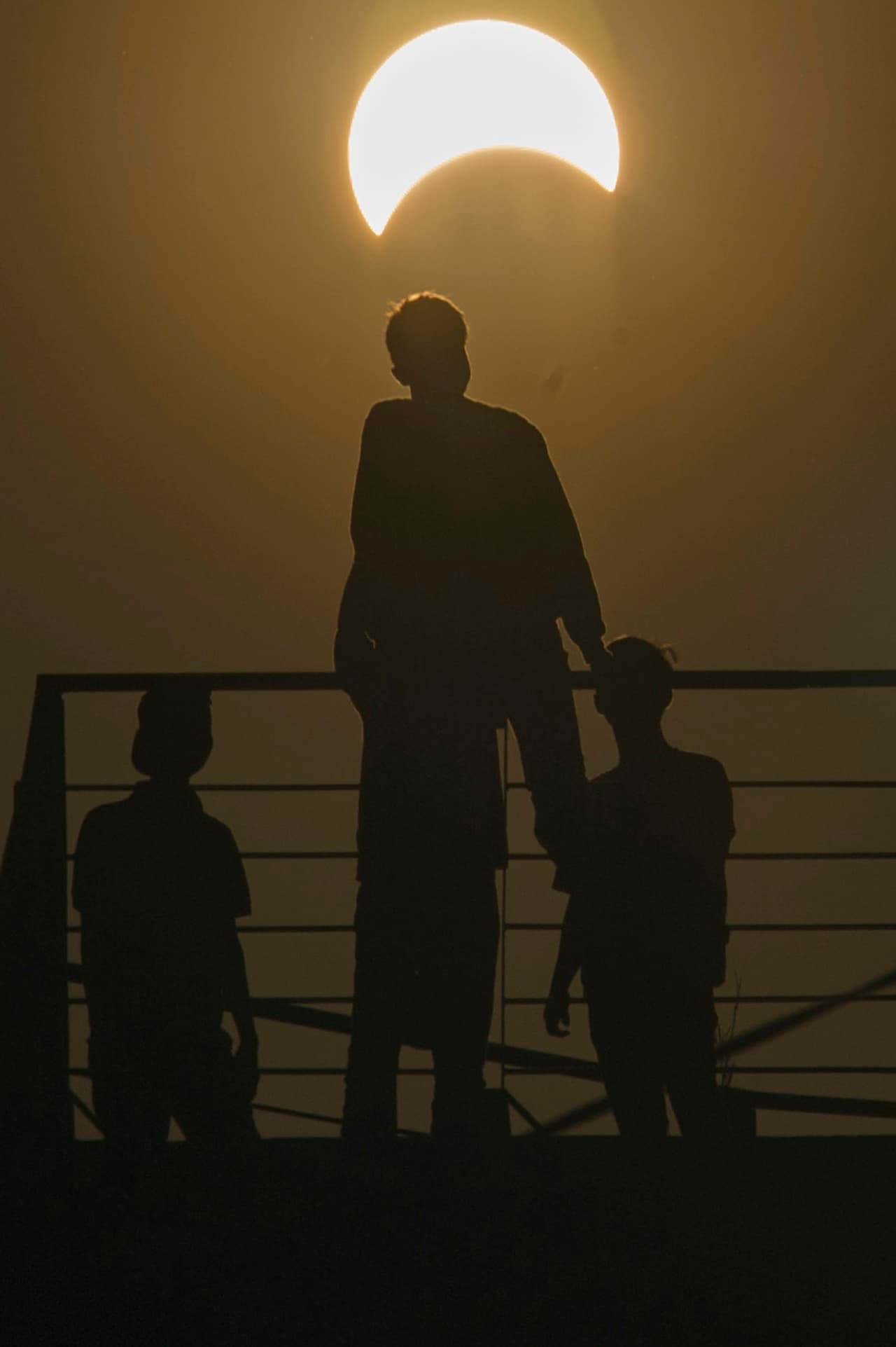 Residentes de Banda Aceh, al norte de la isla de Sumatra, también observaron el eclipse.