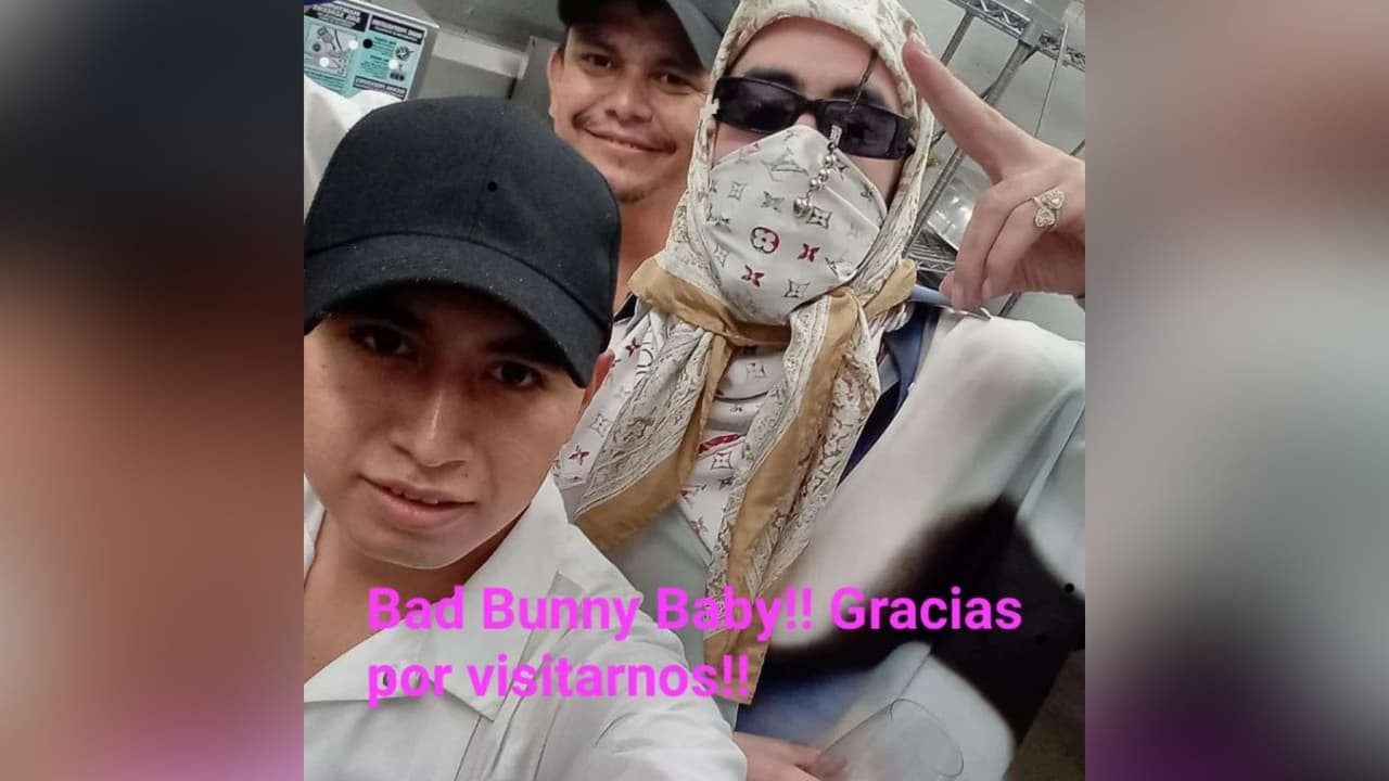 Bad Bunny pidió mesa para 80 personas en restaurante puertorriqueño en California
