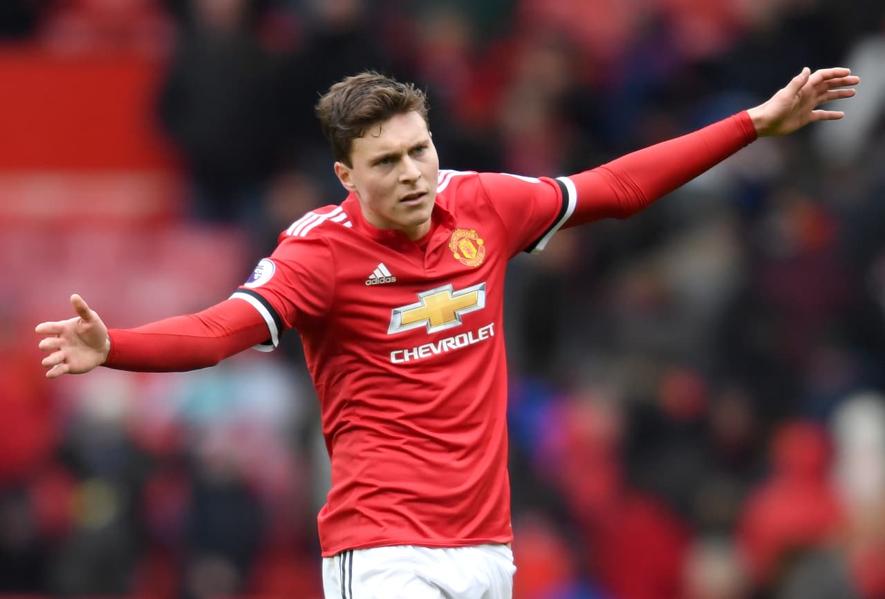 <b>Victor Lindelöf -</b> el defensor sueco hizo su llegada en el 2017 por 35 millones de euros al Benfica.