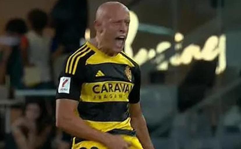 ¡Escándalo en España! Jugador hace festejo al 'estilo Rubiales' y levanta críticas