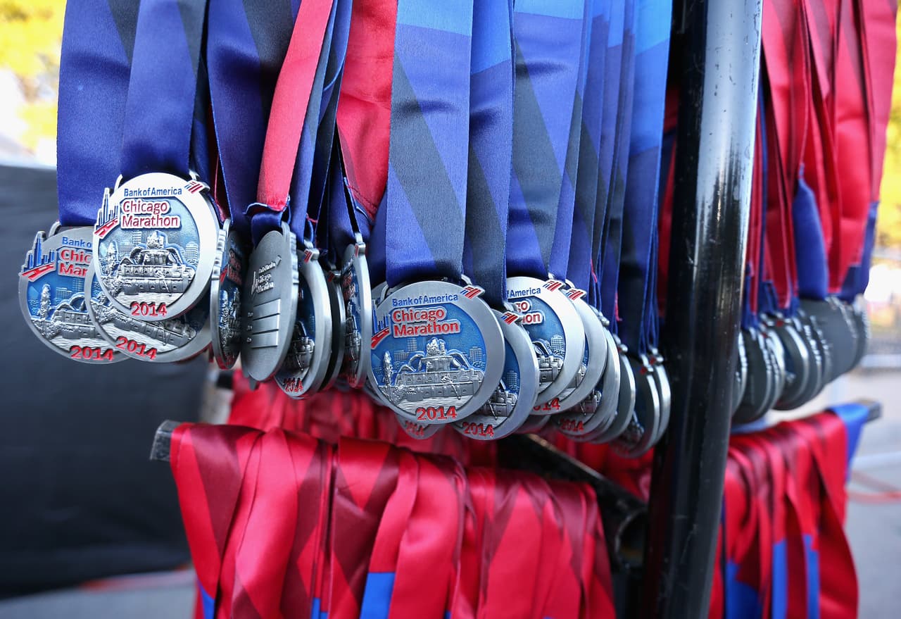 <b>Seguridad: </b>
<a href="https://www.chicagomarathon.com/runners/rules-safety/" target="_blank">Según el sitio web de la maratón</a>, se utilizará un sistema de alerta codificado por colores para comunicar el estado de las condiciones del curso al público antes y en el día de la carrera.