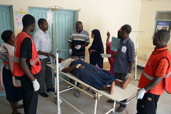 Al menos 30 personas murieron y otras treinta resultaron heridas de gravedad en nuevos enfrentamientos en el este de Kenia entre miembros de las tribus Pokomo y Orma, que se disputan los recursos naturales de la zona, informó la Cruz Roja de Kenia. Ver toda la información