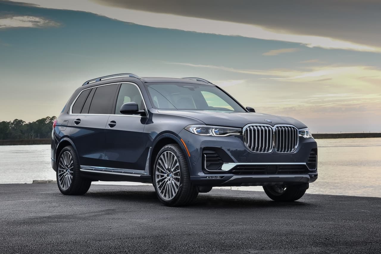 <h3 class="cms-H3-H3"><b>BMW X7</b></h3>
<br>
<br>
<b>Segmento: </b>SUV de lujo mediana (3 filas)
<br>
<br>
<b>Porcentaje de valor retenido después de 5 años: </b>37.8%