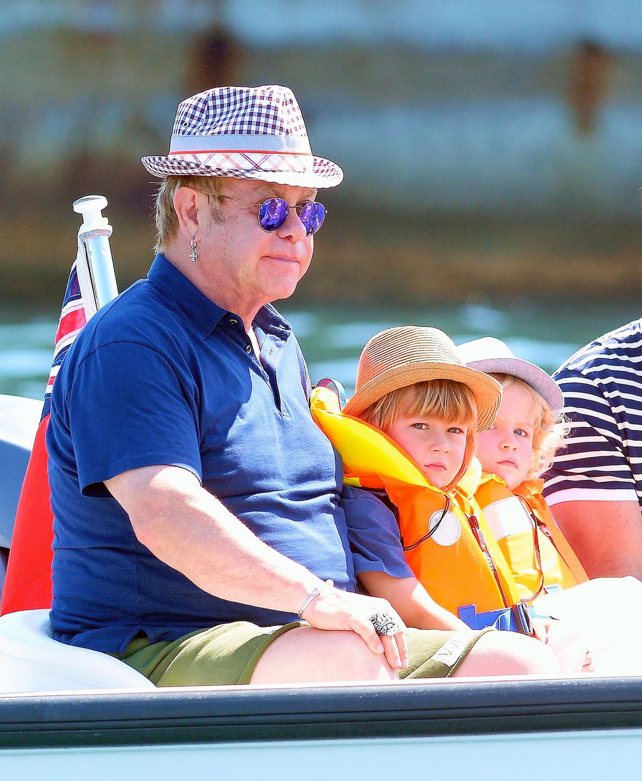 Las vacaciones familiares de Elton, David y sus hijos Zachary y Elijah.