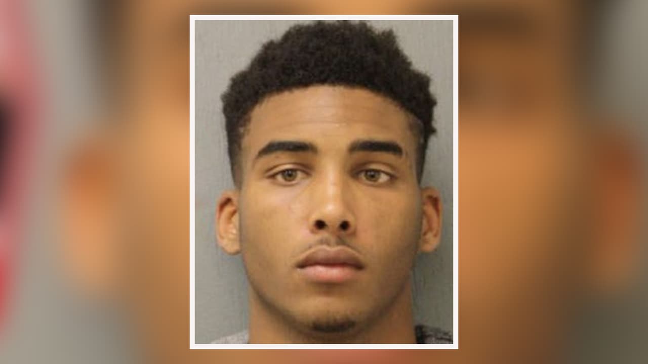 Condenan a 27 años de cárcel a un pandillero por abusar de una niña, prostituirla y 'tatuarla con su marca'